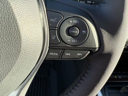 Certified 2025 Toyota RAV4 Limited image 24