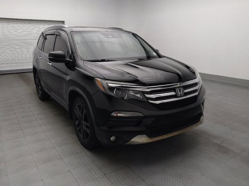 Used 2017 Honda Pilot Elite image 13