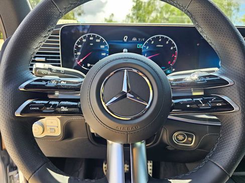 New 2026 Mercedes-Benz GLS 580 4MATIC image 25