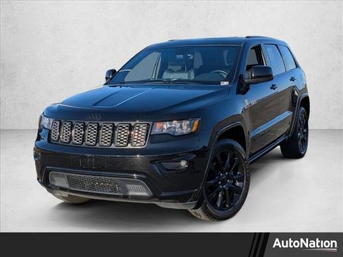 Used 2018 Jeep Grand Cherokee Altitude image 1