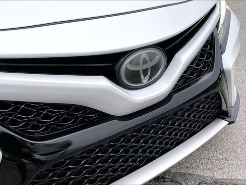 Used 2019 Toyota Camry XSE image 33