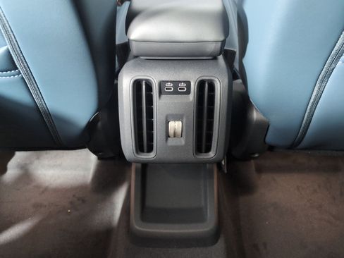 New 2025 MINI Cooper Countryman S w/ Comfort Package Max image 27