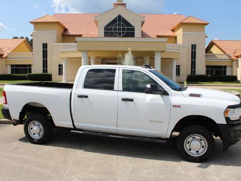 Used 2022 RAM 2500 Tradesman AWD/4WD image 2