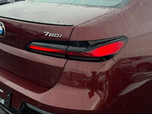 Certified 2023 BMW 760i xDrive w/ Executive Package image 6