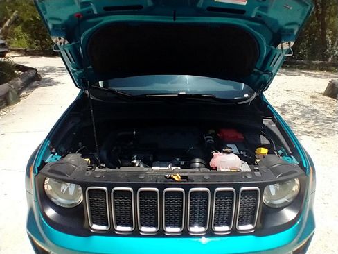 Used 2022 Jeep Renegade Latitude w/ Convenience Group image 20