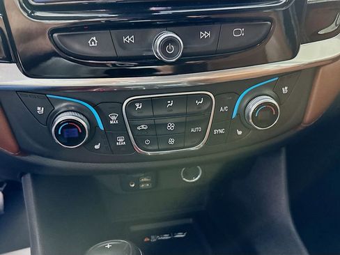 Used 2020 Chevrolet Traverse High Country w/ LPO, Floor Liner Package FWD image 18