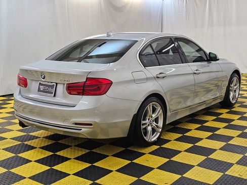 Used 2018 BMW 330i Sedan image 3