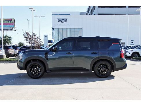 Used 2026 Nissan Armada PRO-4X image 3