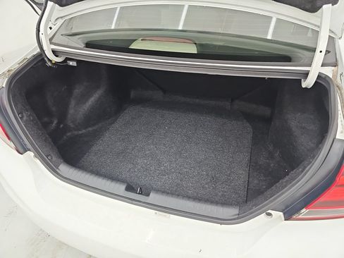 Used 2013 Honda Civic LX image 16