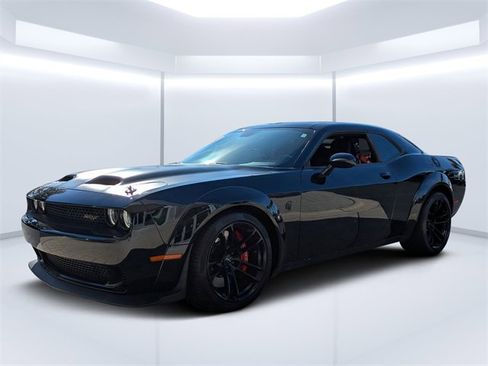 Used 2021 Dodge Challenger SRT Hellcat image 7