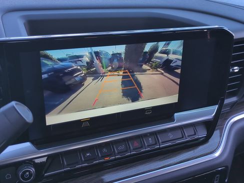 Used 2022 Chevrolet Silverado 1500 RST image 15