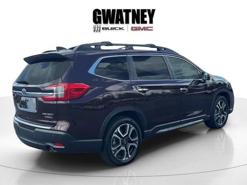 Used 2023 Subaru Ascent Touring AWD/4WD image 5