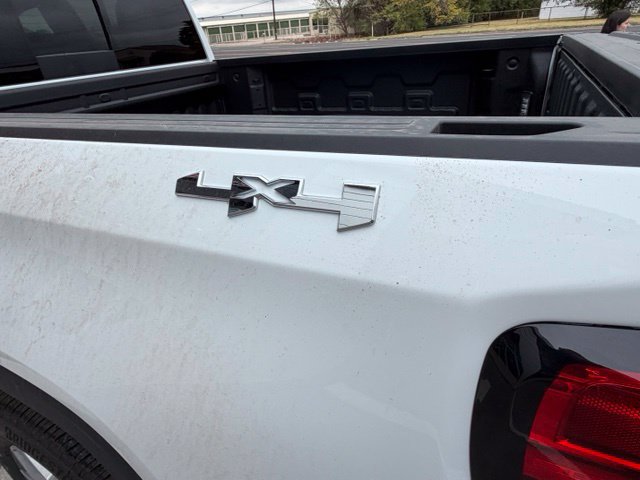 New 2026 GMC Sierra 1500 SLT AWD/4WD image 29