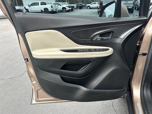 Used 2018 Buick Encore Preferred image 11