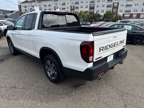 Certified 2024 Honda Ridgeline TrailSport image 17