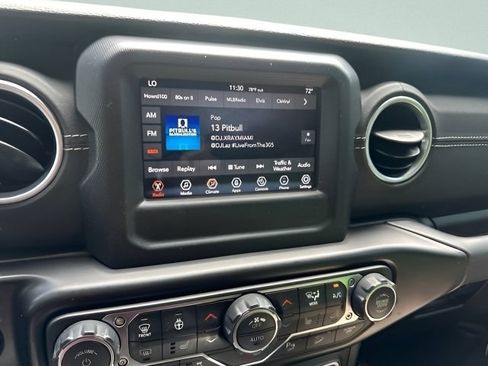Used 2018 Jeep Wrangler Unlimited Sahara w/ Cold Weather Group AWD/4WD image 21