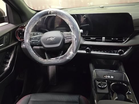 New 2026 Chevrolet Equinox RS image 16