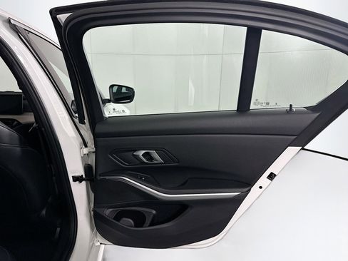 Used 2025 BMW 330i Sedan RWD image 32