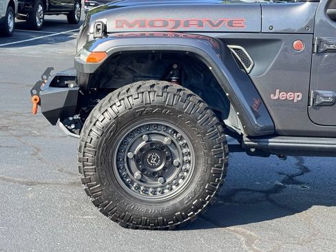 Used 2021 Jeep Gladiator Mojave AWD/4WD image 36