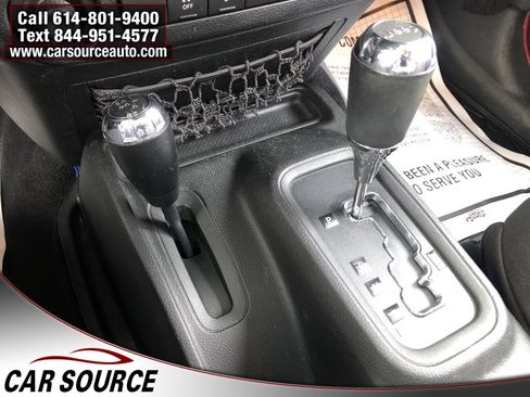 Used 2013 Jeep Wrangler Sport image 18