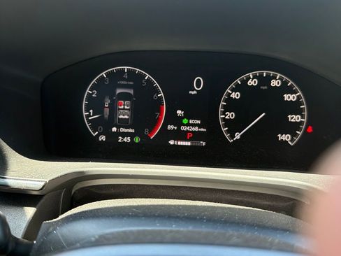 Used 2023 Honda CR-V LX image 9