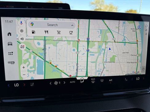 New 2026 Ford Expedition Active image 9