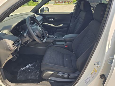 New 2026 Honda HR-V Sport image 11