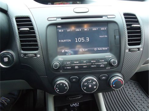 Used 2016 Kia Forte EX w/ EX Premium Package image 22