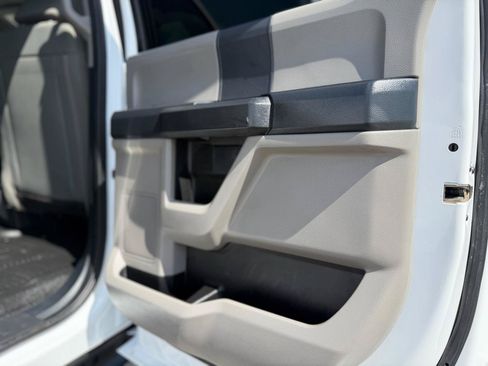 Used 2022 Ford F250 XL w/ STX Appearance Package AWD/4WD image 15