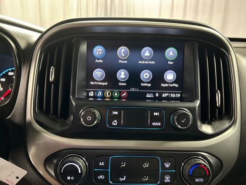 Used 2022 Chevrolet Colorado ZR2 image 18