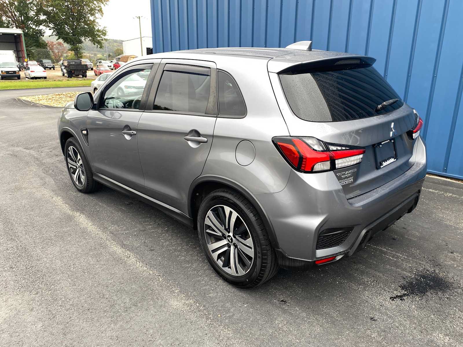 Used 2022 Mitsubishi Outlander Sport ES AWD/4WD image 3