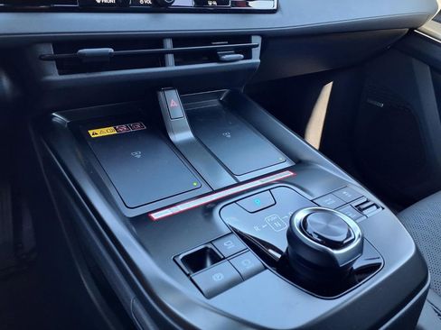 New 2026 Subaru Solterra Limited image 5