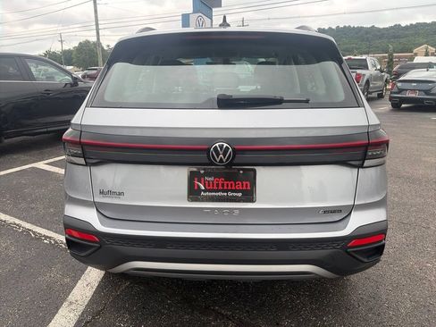 Used 2025 Volkswagen Taos S AWD/4WD image 6