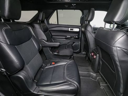Used 2023 Ford Explorer ST w/ Equipment Group 401A AWD/4WD image 19
