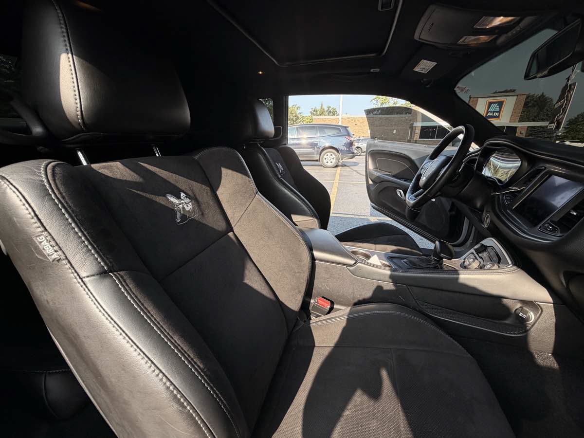 Used 2022 Dodge Challenger R/T Scat Pack RWD image 15