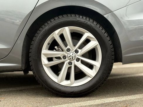 Used 2021 Volkswagen Passat 2.0T S image 27