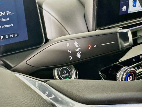 Used 2025 Honda Prologue Touring image 25