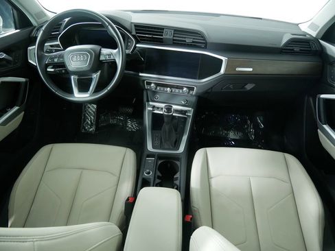 Used 2022 Audi Q3 2.0T Premium w/ Convenience Package image 15