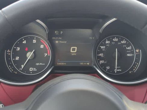 Used 2021 Alfa Romeo Stelvio Ti AWD/4WD image 35