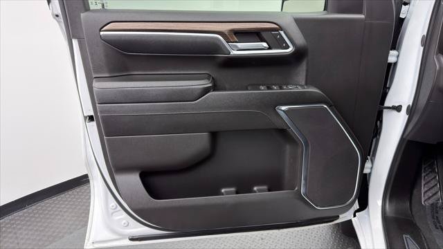 Used 2024 Chevrolet Silverado 1500 RST w/ LPO, Liner Protection Package AWD/4WD image 13
