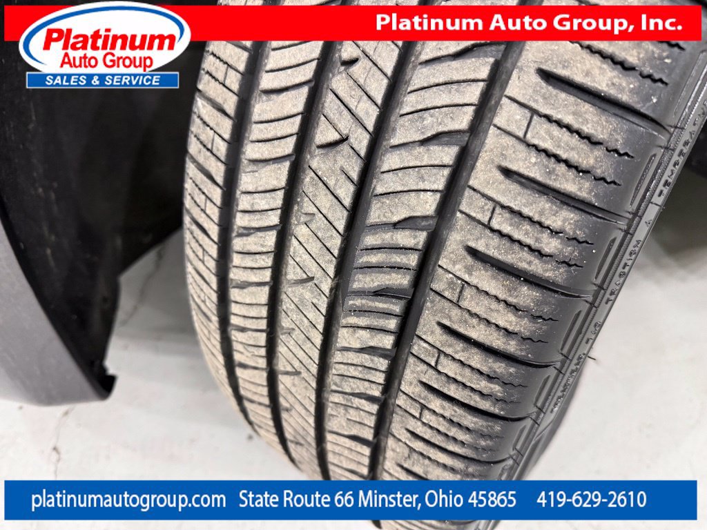 Used 2019 Chrysler Pacifica Limited w/ Advanced Safetytec Group FWD image 58