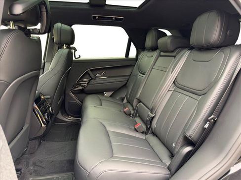 New 2026 Land Rover Range Rover Sport Dynamic SE AWD/4WD image 16