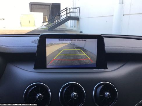 Used 2019 Kia Stinger Premium RWD image 13
