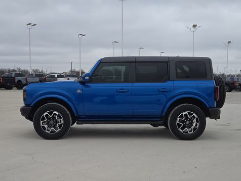 Used 2024 Ford Bronco Outer Banks image 4