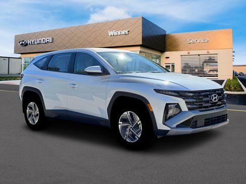 New 2026 Hyundai Tucson Blue SE image 10