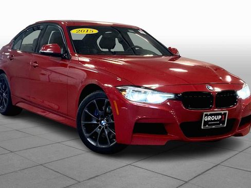 Used 2016 BMW 328i xDrive Sedan AWD/4WD image 2