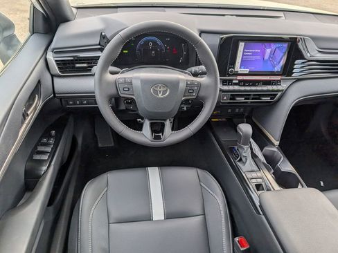 New 2026 Toyota Camry SE w/ Convenience Package FWD image 6