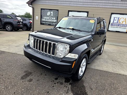 Used 2010 Jeep Liberty Limited image 1