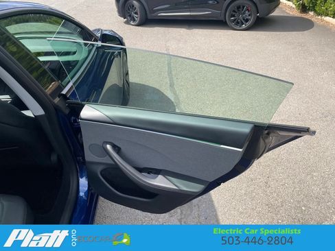 Used 2025 Tesla Model 3 Long Range RWD image 43