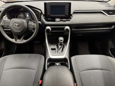 Used 2021 Toyota RAV4 LE image 13